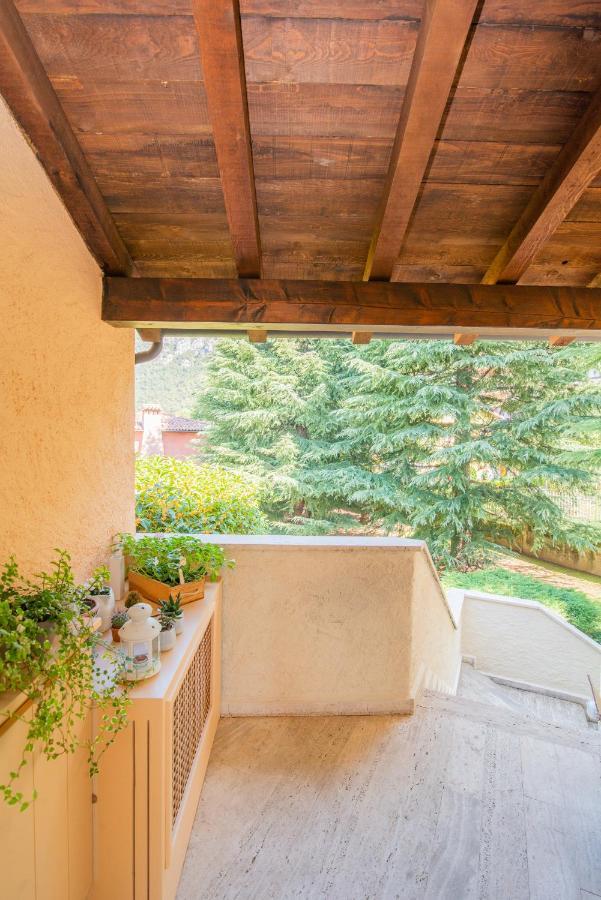 Sara E Melissa House Lierna Apartment Exterior photo